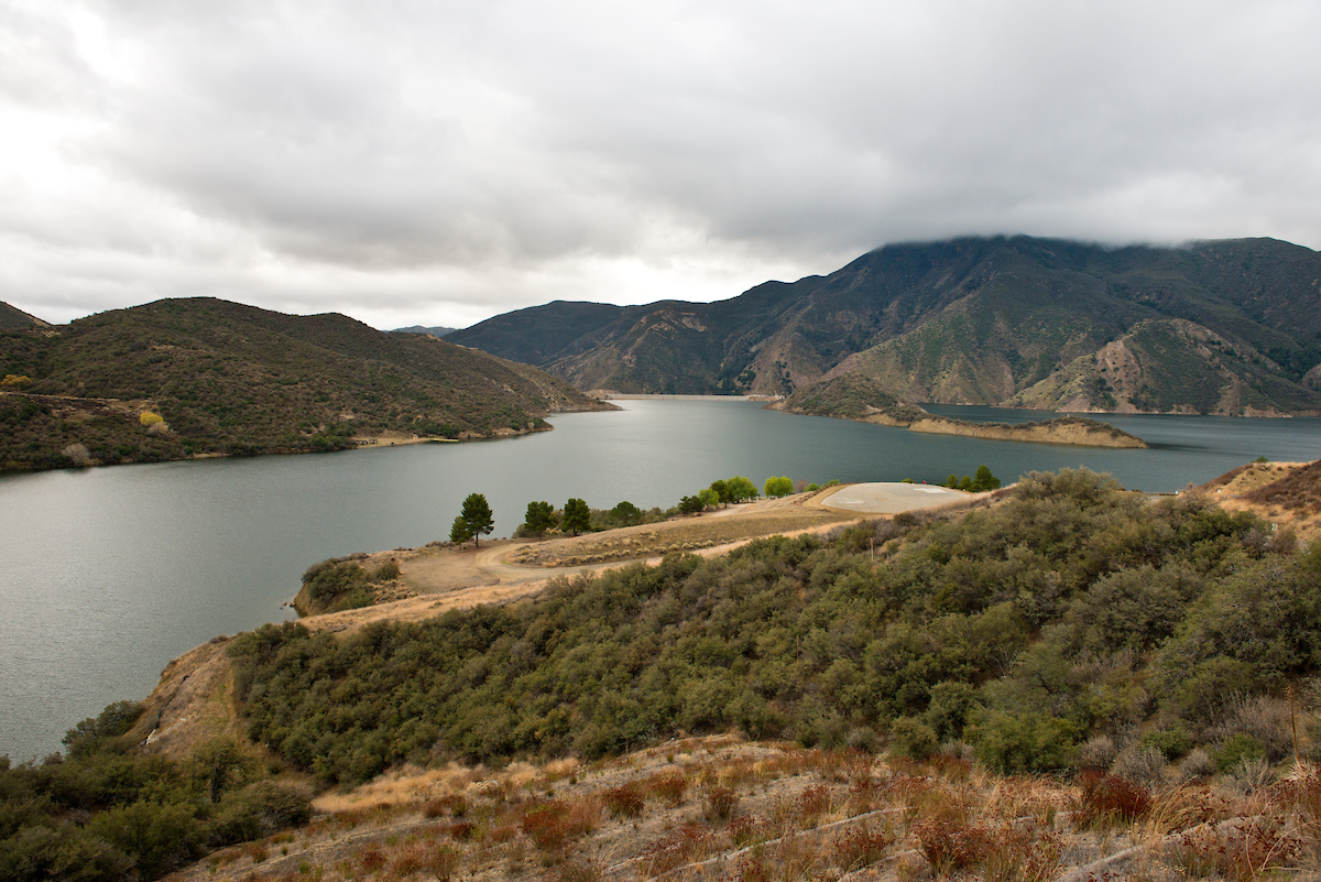 Pyramid Lake CA camping